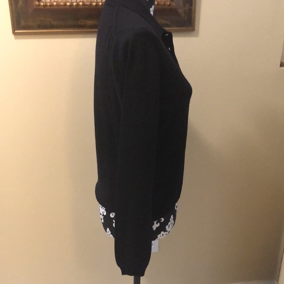 ✨Burberry Long sleeve collar partial buttoned classic plaid trim sweater - Picture 4 of 14